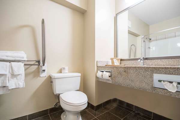  - Comfort Inn & Suites Langley