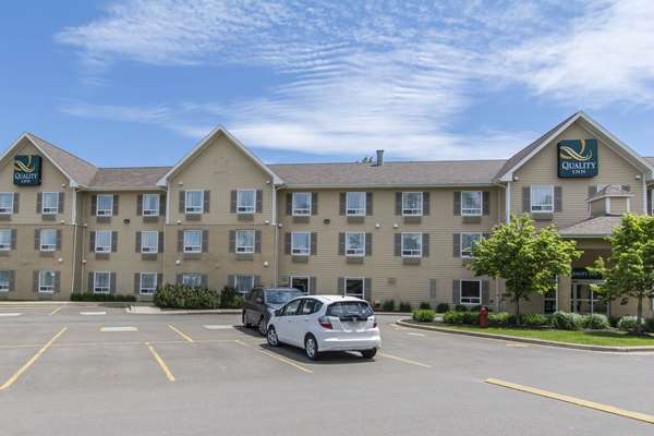Exterior view - Quality Inn Airport Dieppe