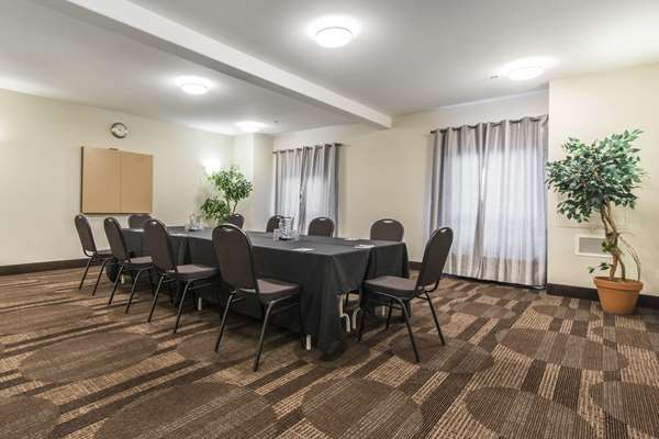  - Quality Inn Airport Dieppe