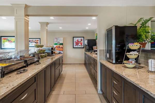 Amenities - Quality Inn & Suites Fredericton