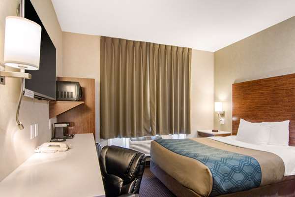  - Econo Lodge Fox Creek