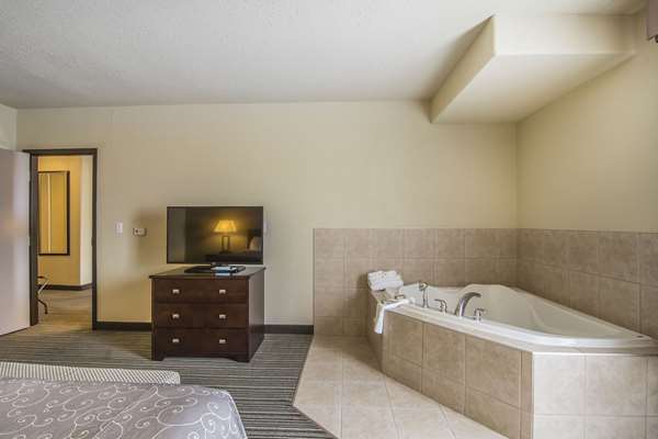 Guest Room,Suite,On-Site