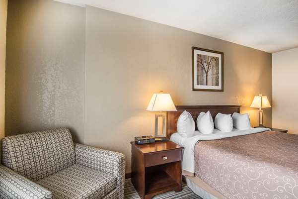 Suite - Quality Inn & Suites Yorkton