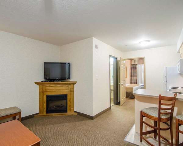  - Quality Inn & Suites Grande Prairie