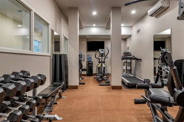 Fitness/ Exercise Room - Quality Inn & Suites Amsterdam Quispamsis