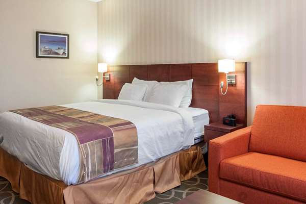  - Quality Hotel & Suites Gander