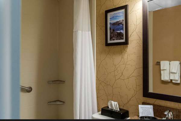  - Quality Hotel & Suites Gander