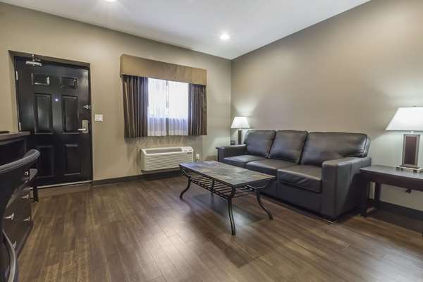  - Quality Inn & Suites Saskatoon