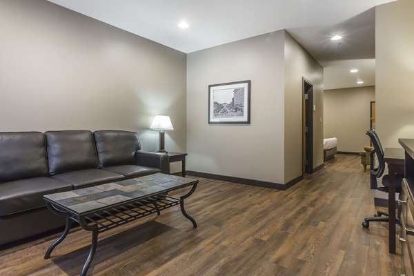  - Quality Inn & Suites Saskatoon