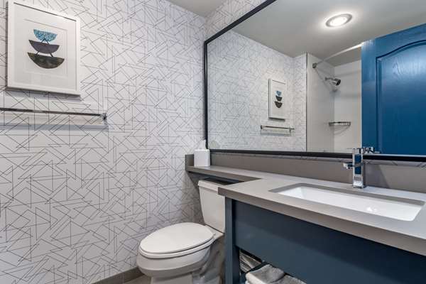  - Clarion Hotel & Conference Centre Abbotsford