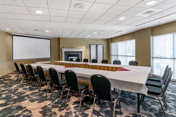  - Clarion Hotel & Conference Centre Abbotsford