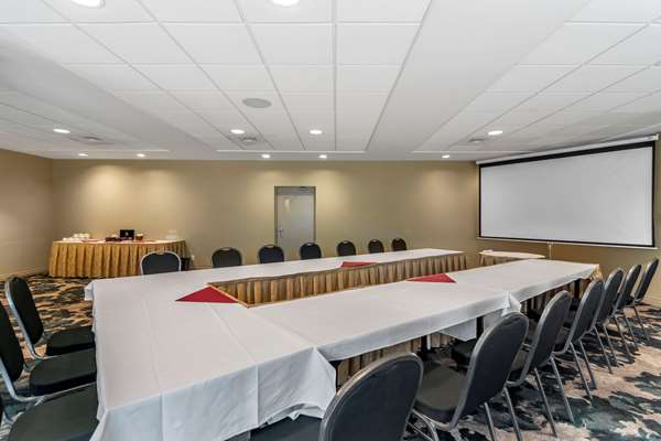  - Clarion Hotel & Conference Centre Abbotsford