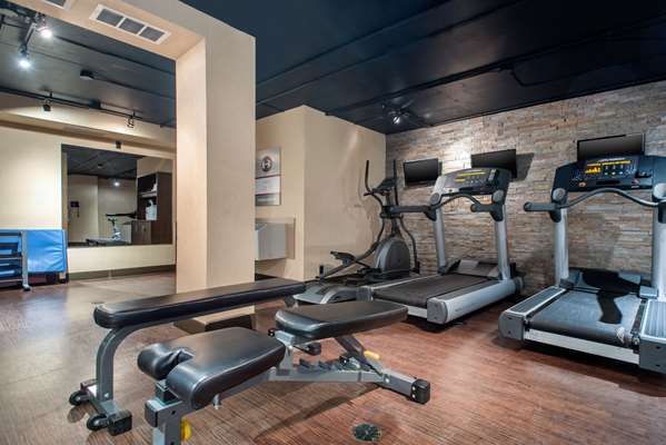 Fitness/ Exercise Room - Clarion Hotel & Suites Brandon