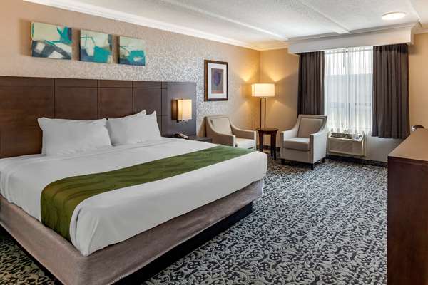 Suite - Quality Inn & Conference Center Midland