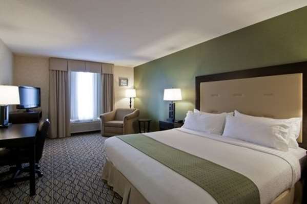  - Clarion Hotel & Conference Centre Sherwood Park