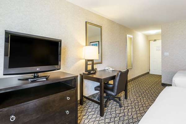  - Clarion Hotel & Conference Centre Sherwood Park
