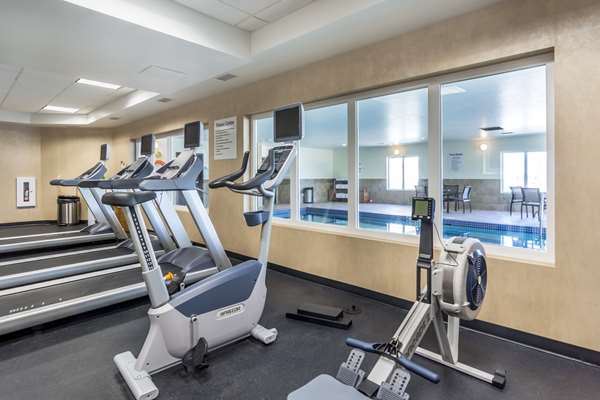 Fitness/ Exercise Room - Clarion Hotel & Conference Centre Sherwood Park