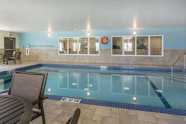 Pool - Clarion Hotel & Conference Centre Sherwood Park