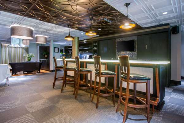 Bar - Quality Hotel et Centre de Congres St Jean Sur Richelieu