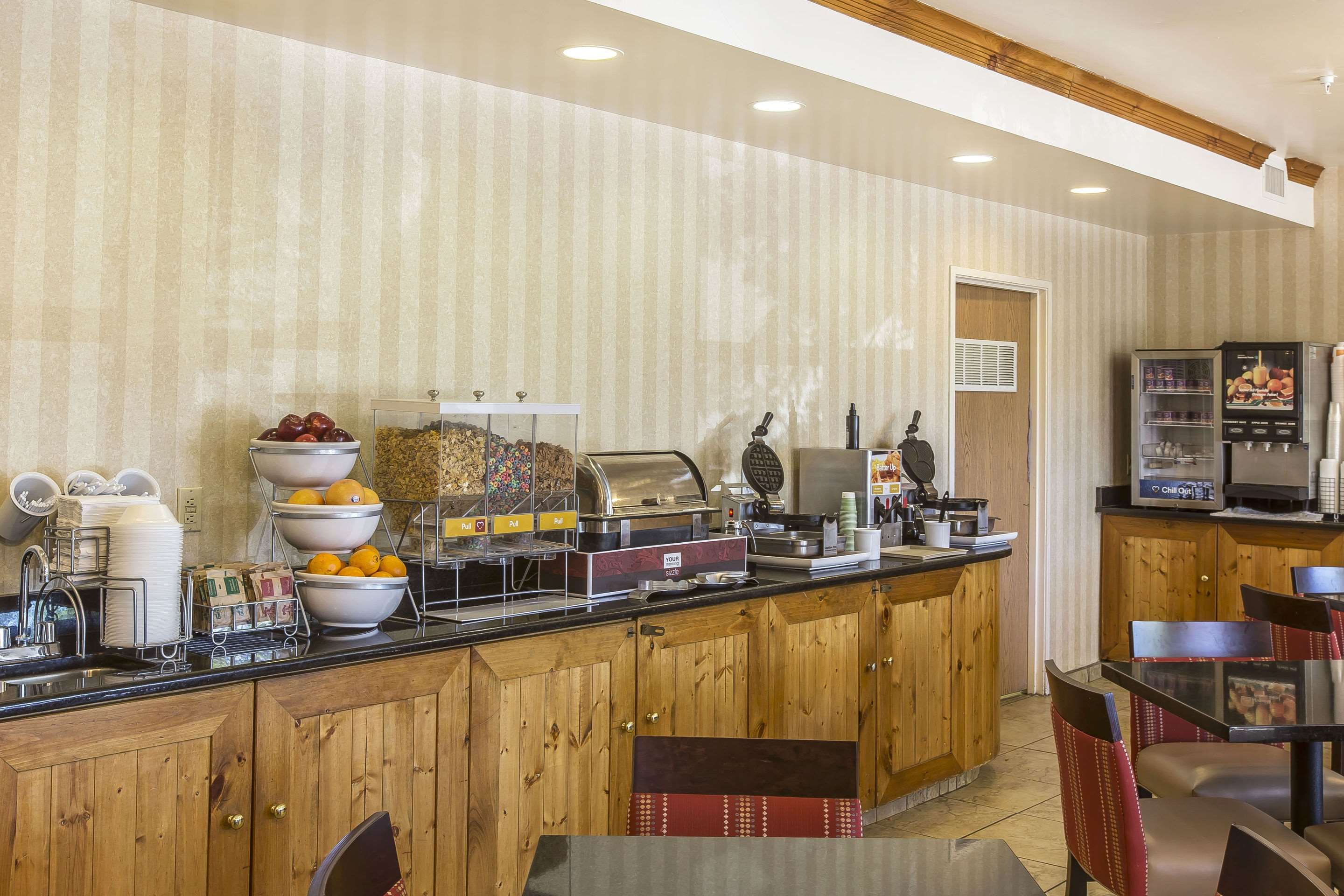 Assorted breakfast items | Comfort Suites