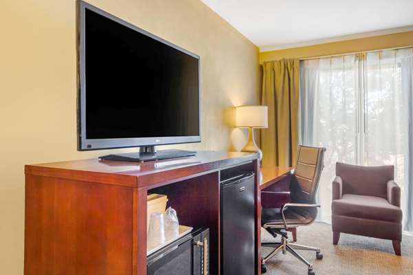  - Comfort Inn Central Denver - I-25, Exit 215