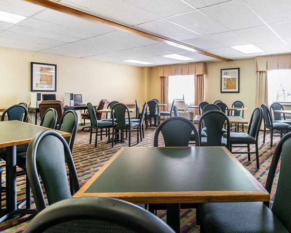 Amenities - Quality Inn Airport Colorado Springs