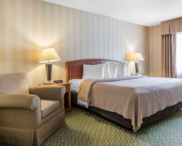  - Quality Inn Airport Colorado Springs