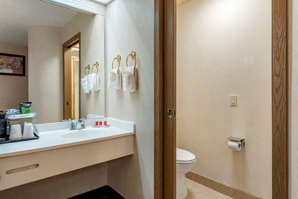  - Econo Lodge North Academy Colorado Springs - I-25, Exit 150