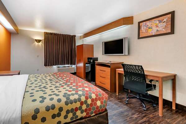  - Econo Lodge North Academy Colorado Springs - I-25, Exit 150