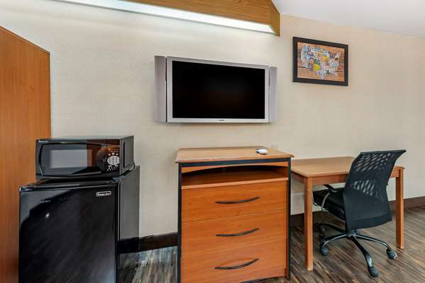  - Econo Lodge North Academy Colorado Springs - I-25, Exit 150