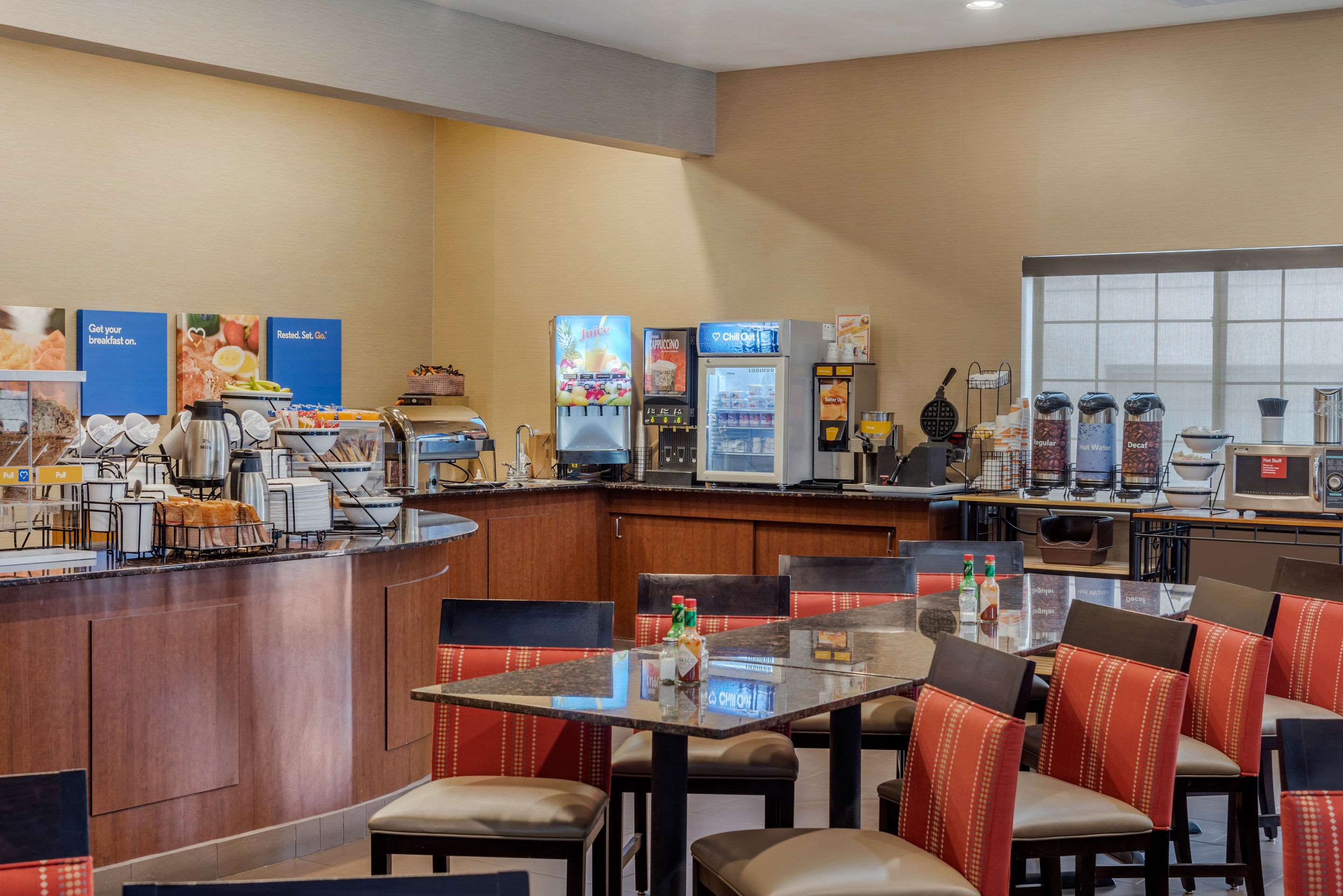 Breakfast area