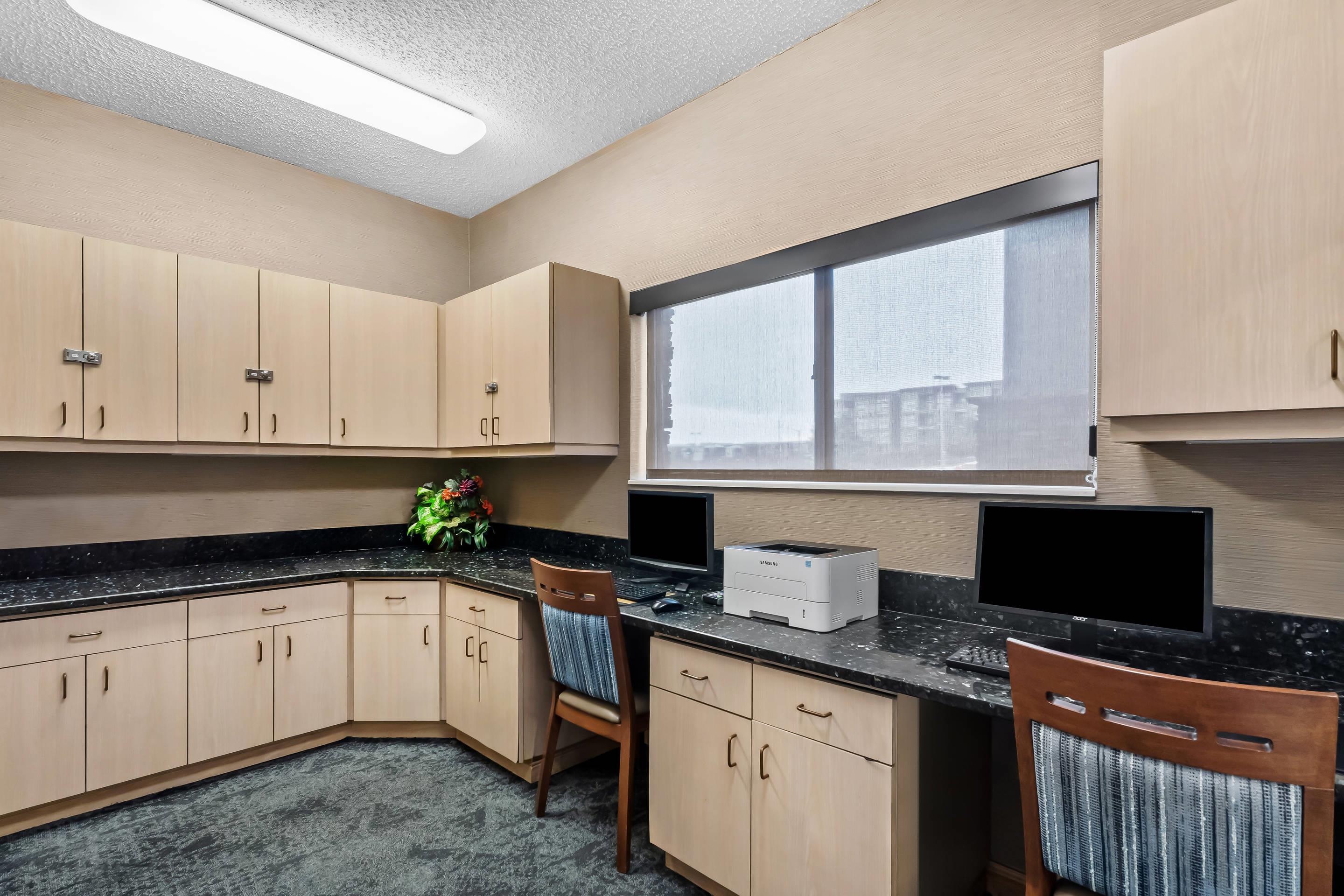 Business center | Comfort Suites Denver Tech Center/Englewood