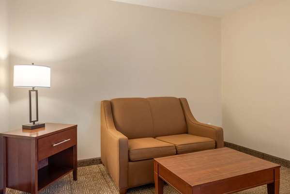 Suite - Comfort Inn Limon - I-70, Exit 359