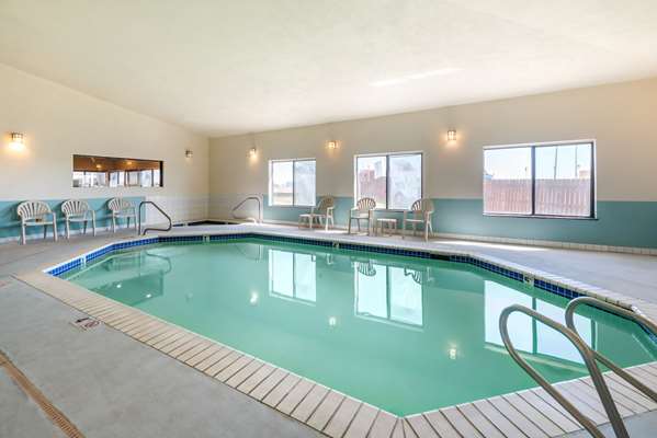 Pool - Comfort Inn Limon - I-70, Exit 359