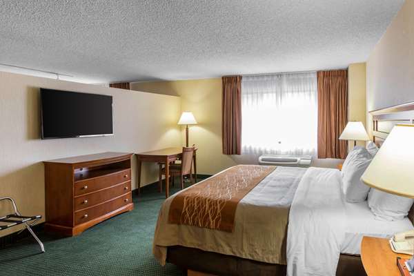  - Comfort Inn Avon - I-70, Exit 167