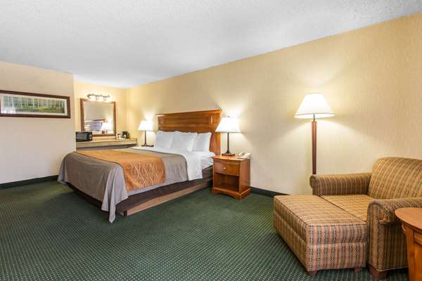  - Comfort Inn Avon - I-70, Exit 167