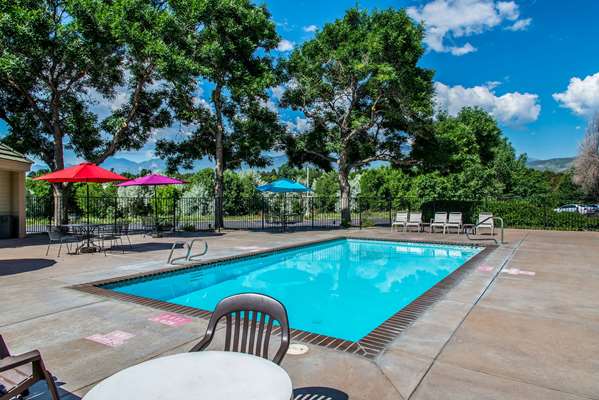 Pool - Quality Inn & Suites Garden of Gods Colorado Springs - I-25, Exit 146