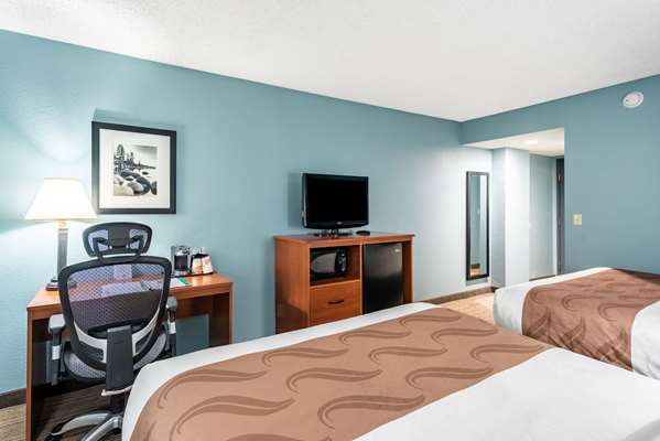  - Quality Inn & Suites Garden of Gods Colorado Springs - I-25, Exit 146