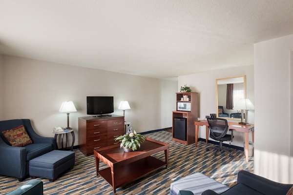 Suite - Rodeway Inn Fort Morgan - I-76, Exit 82