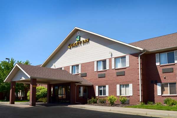 Exterior view - Quality Inn Louisville