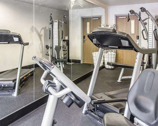 Fitness/ Exercise Room - Quality Inn Louisville