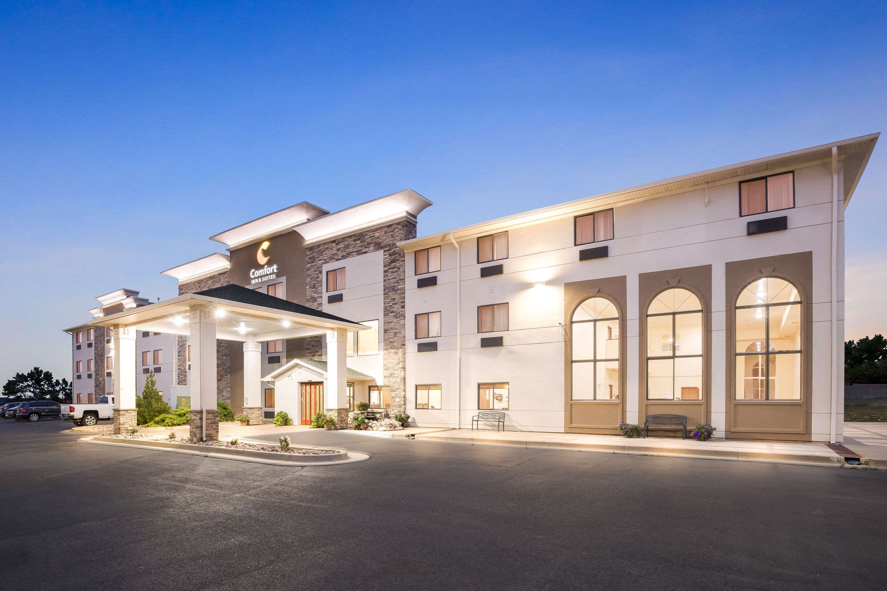 Hotel exterior | Comfort Inn & Suites Pueblo
