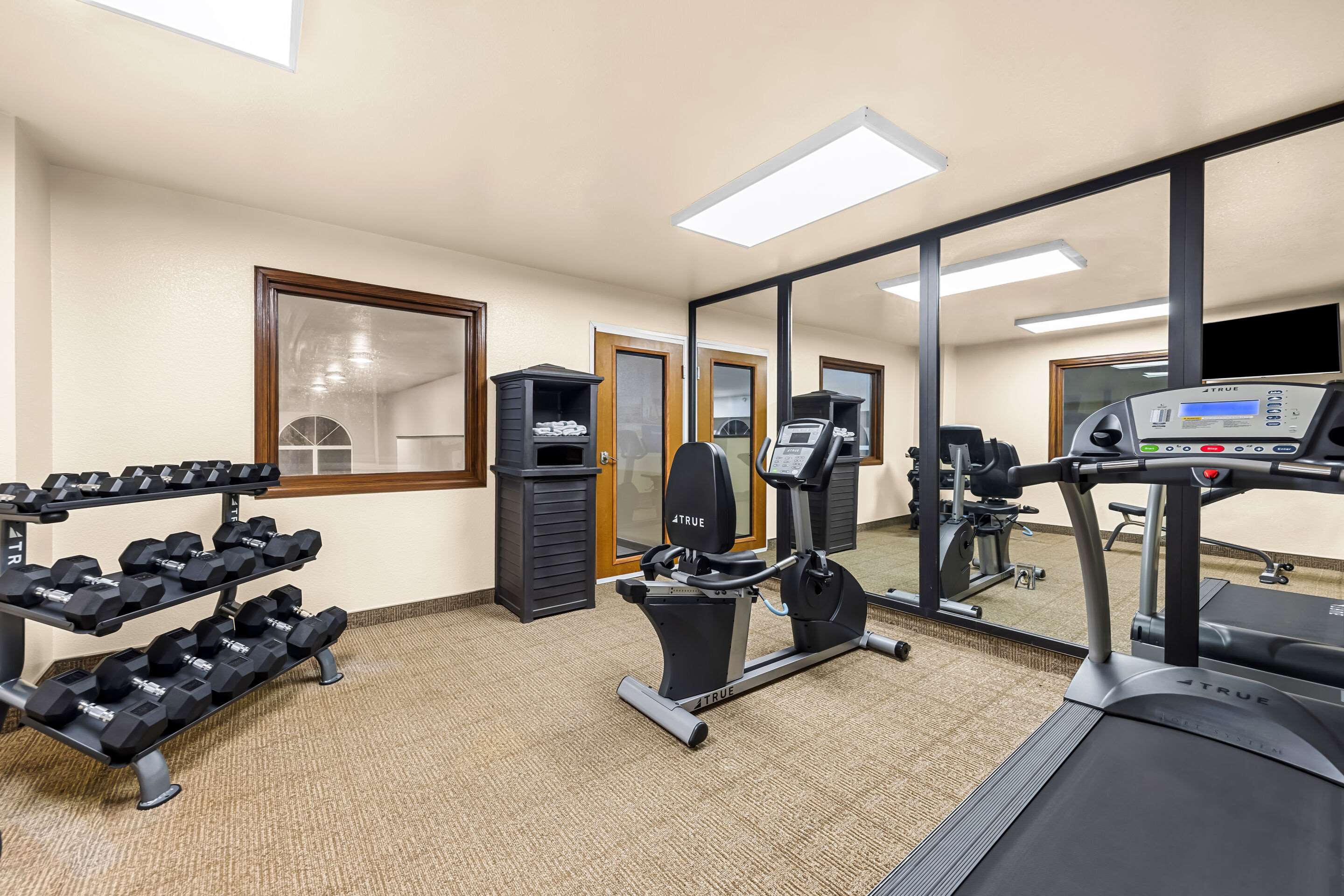 Exercise room | Comfort Inn & Suites Pueblo