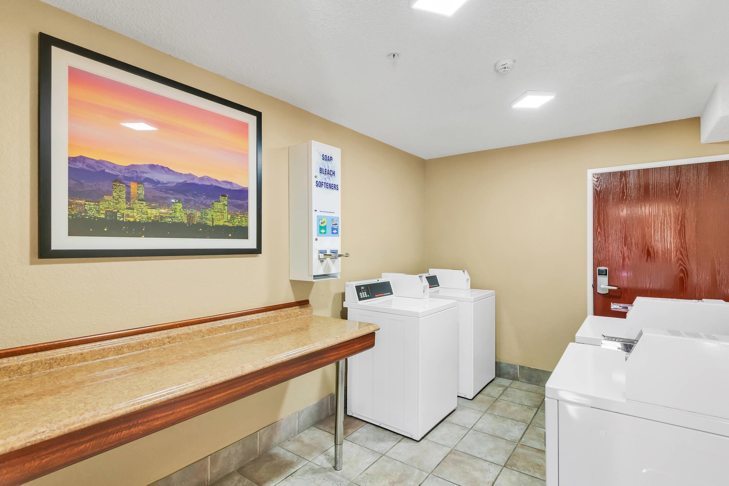 Guest laundry facilities | Comfort Suites Lakewood - Denver