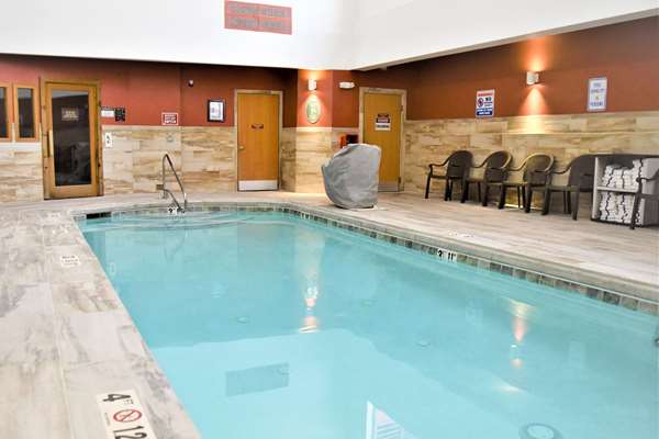 Pool - Comfort Inn & Suites Durango