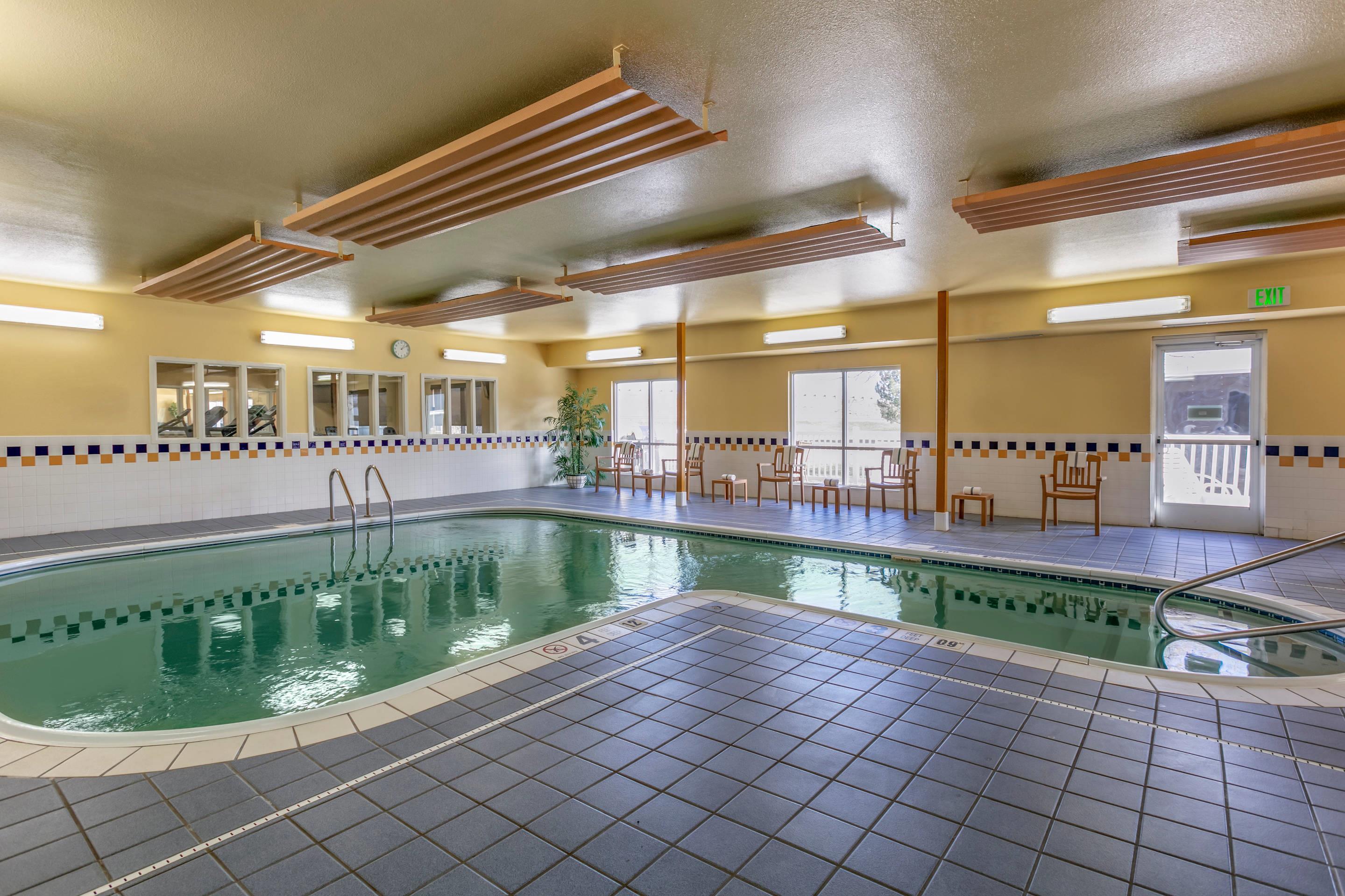 Indoor pool | Comfort Inn Fort Collins North