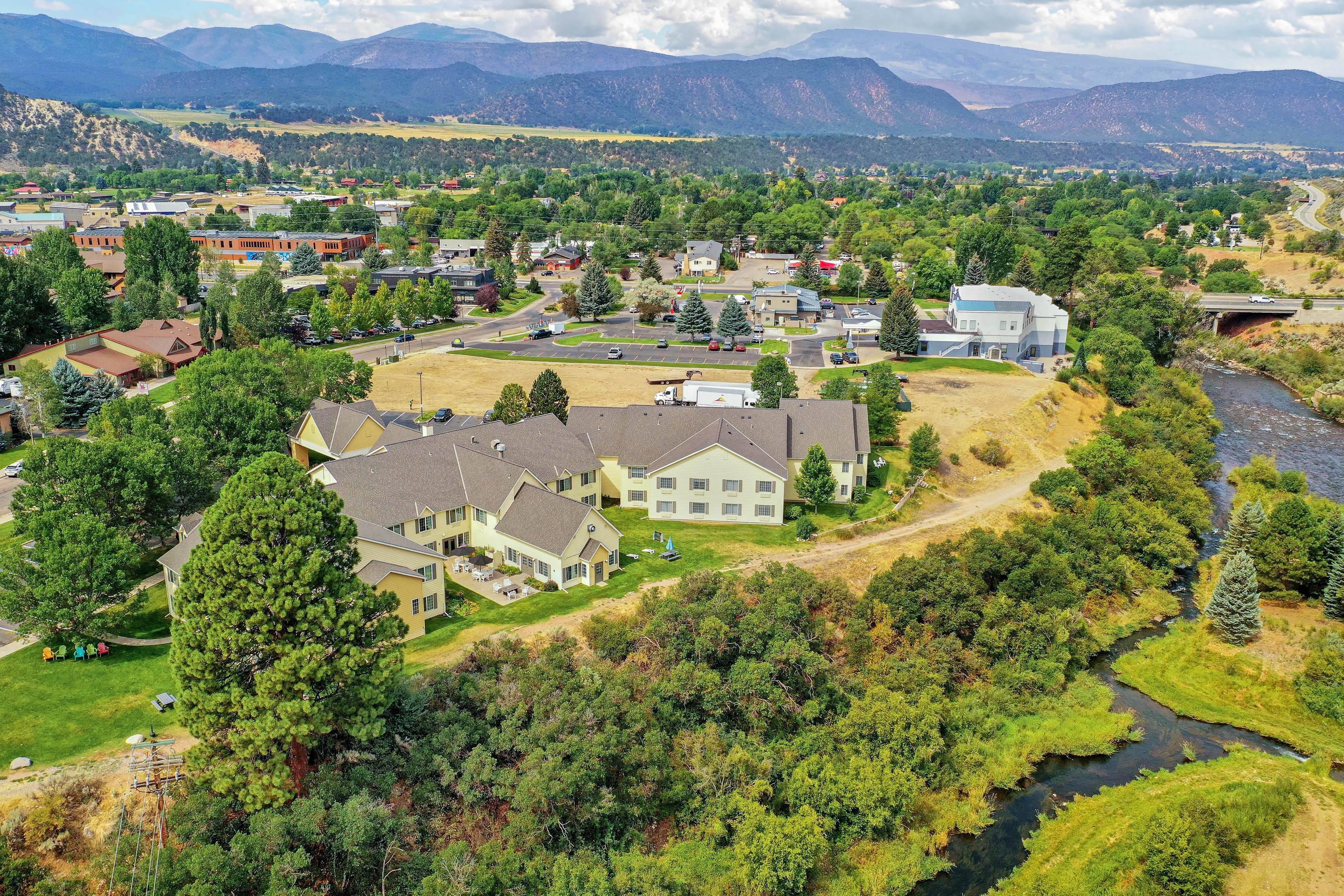 Aerial View | Comfort Inn & Suites Carbondale on the Roaring Fork