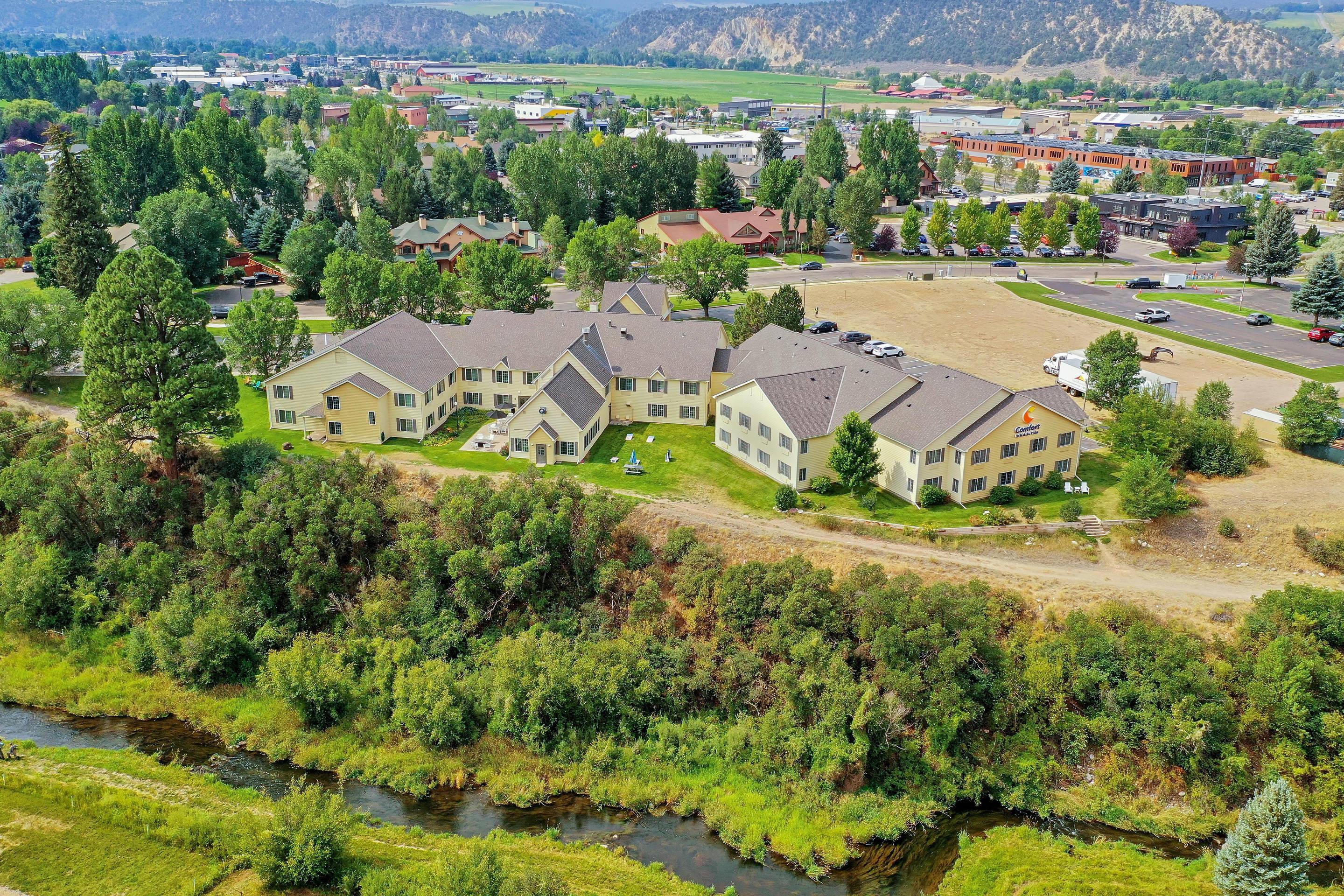 Aerial View | Comfort Inn & Suites Carbondale on the Roaring Fork