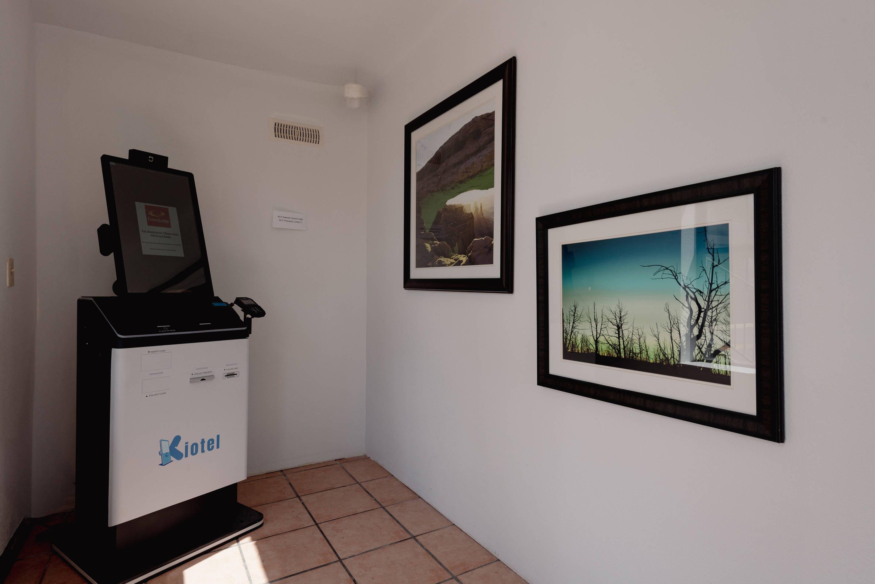 Self Check-in | Econo Lodge Cortez Mesa Verde