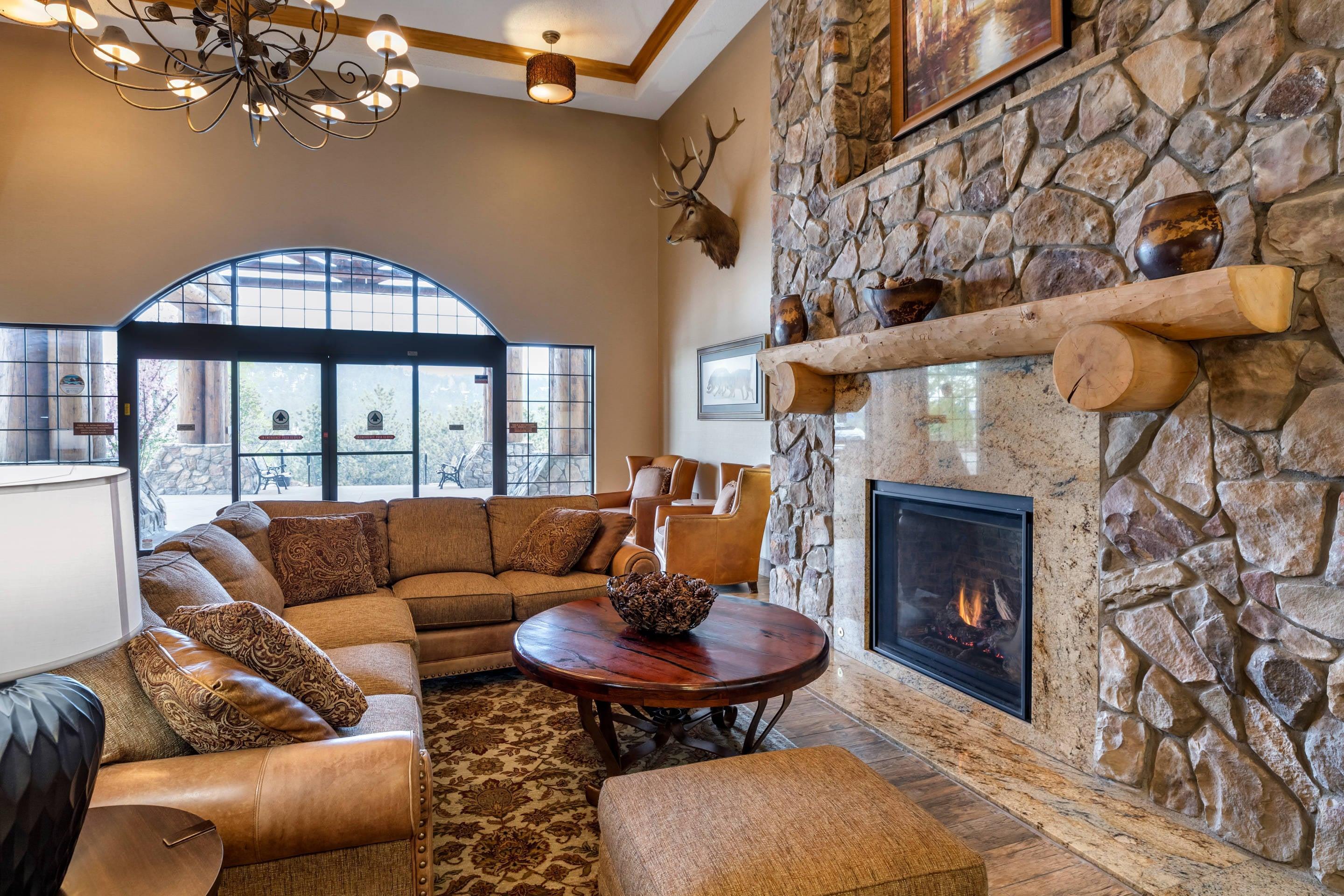 Lobby with sitting area